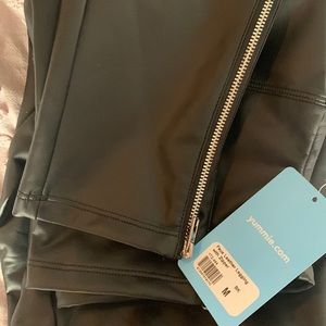 Yummie black Faux leather legging with zipper size medium